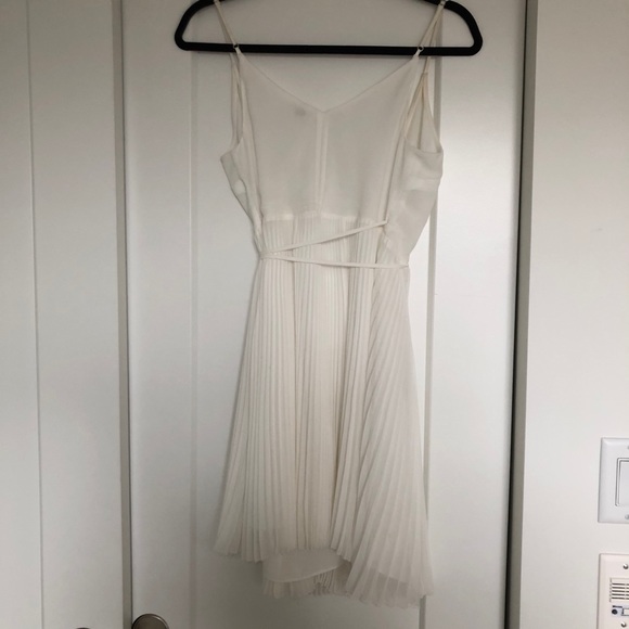 White Aritiza Beaune Dress - Picture 2 of 4